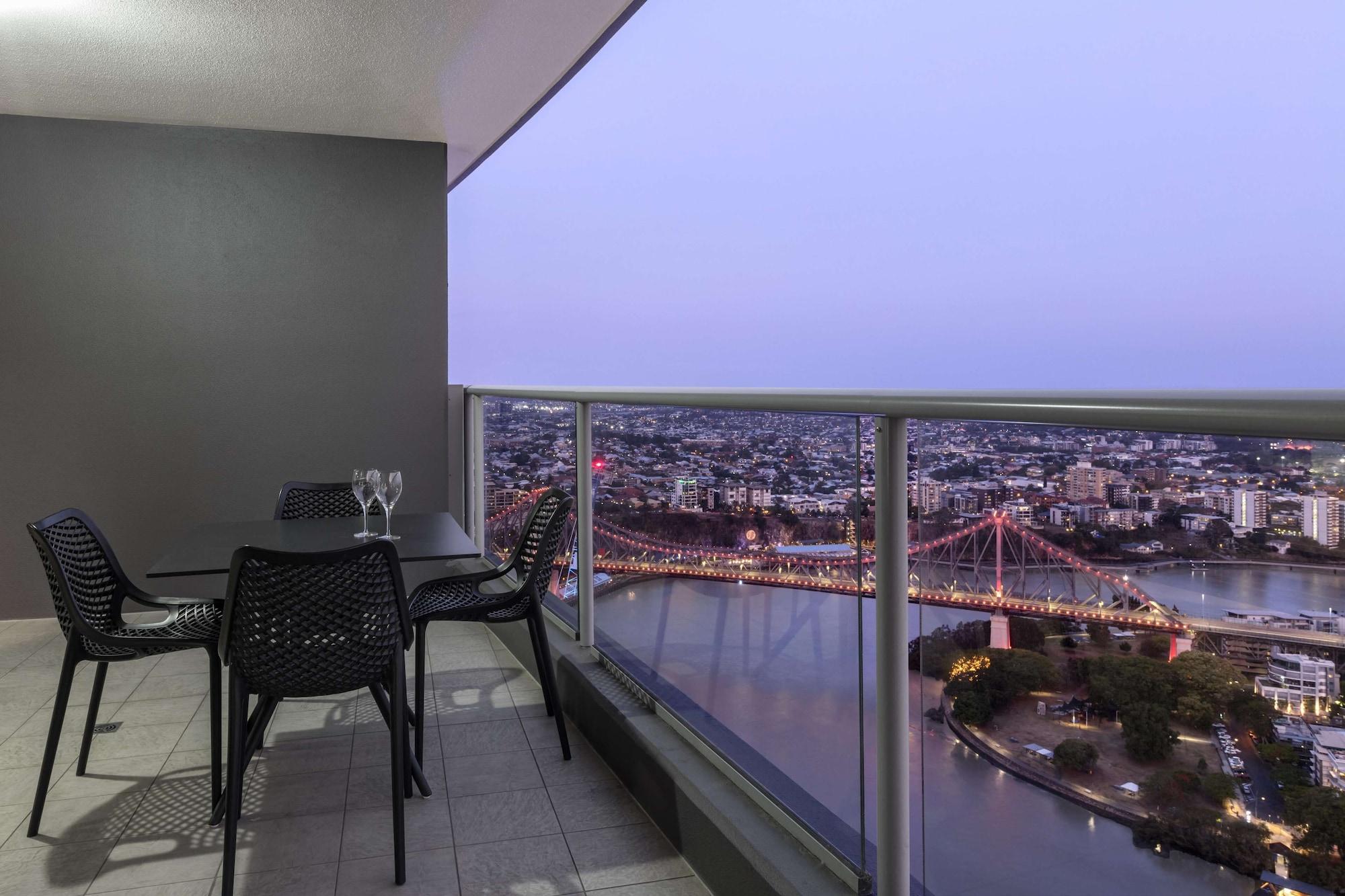Oaks Brisbane Aurora Suites Exterior foto