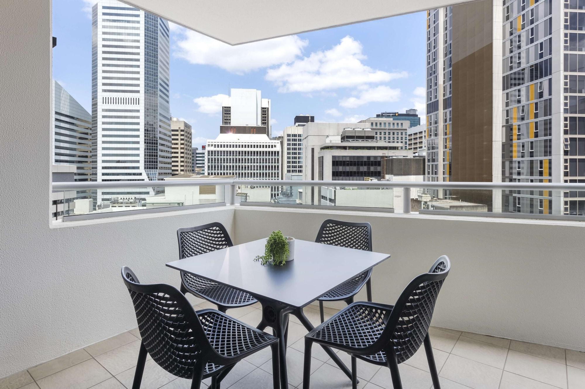 Oaks Brisbane Aurora Suites Exterior foto