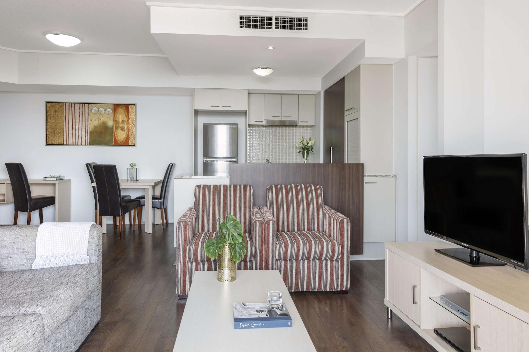 Oaks Brisbane Aurora Suites Exterior foto
