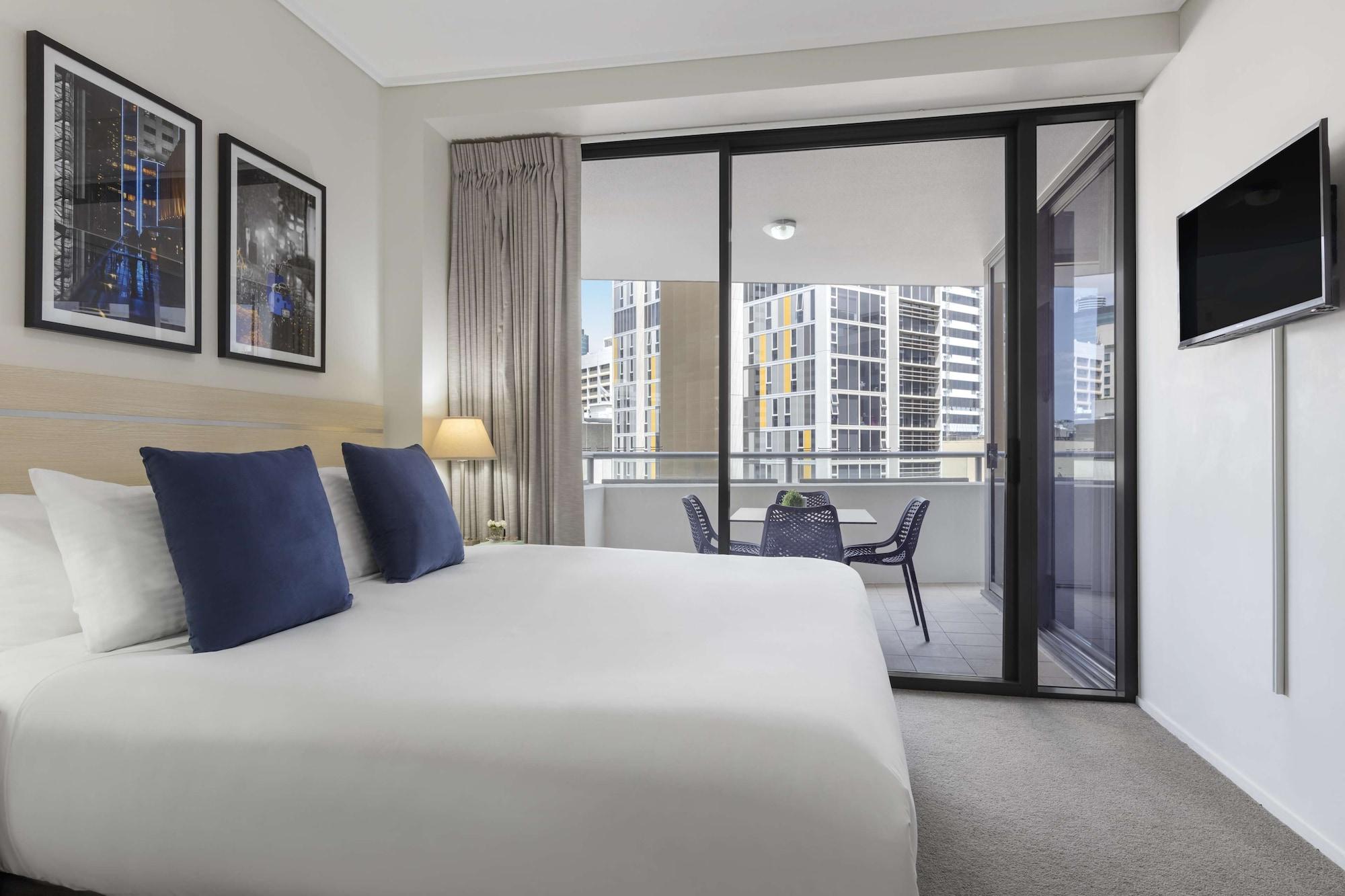 Oaks Brisbane Aurora Suites Exterior foto