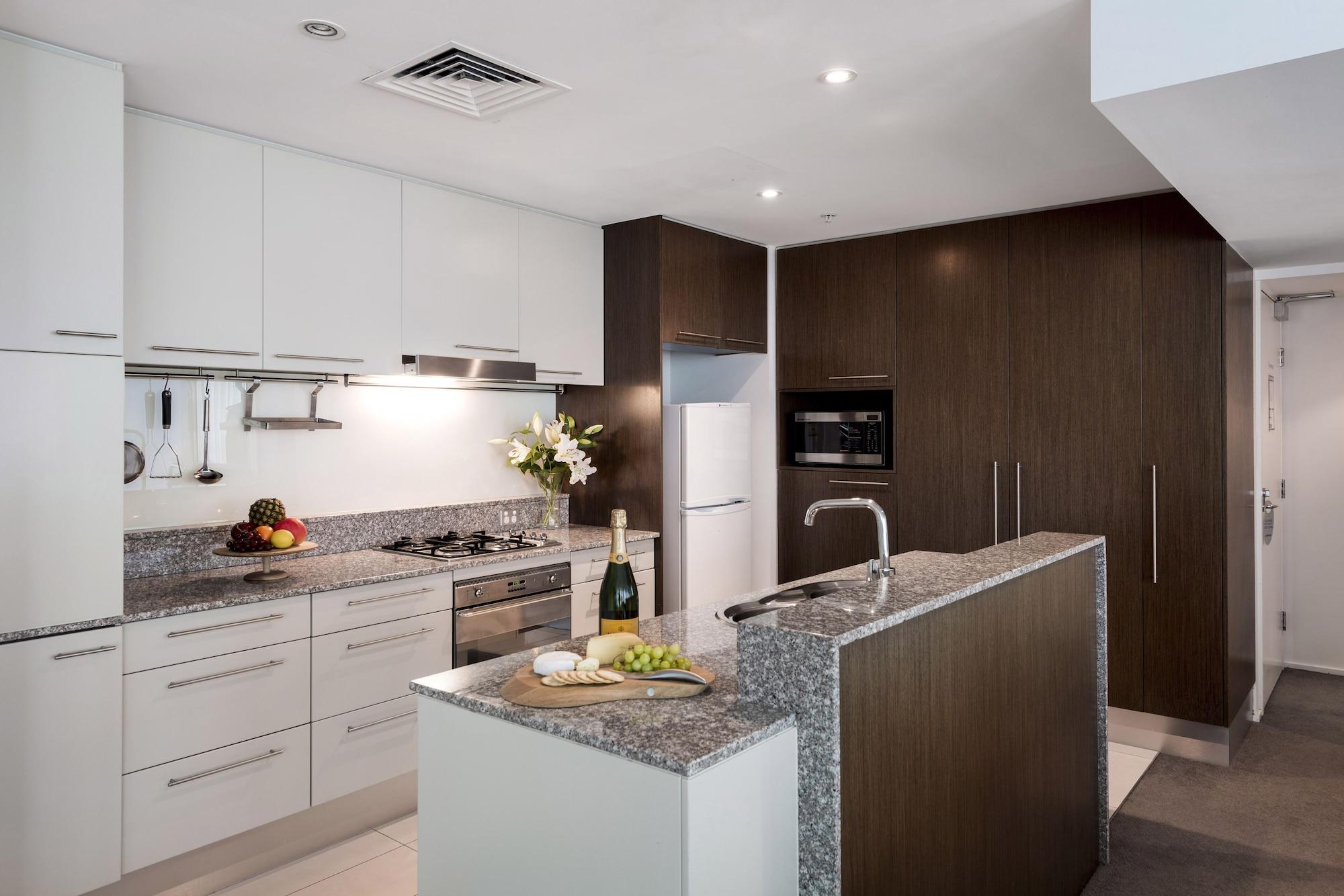 Oaks Brisbane Aurora Suites Exterior foto