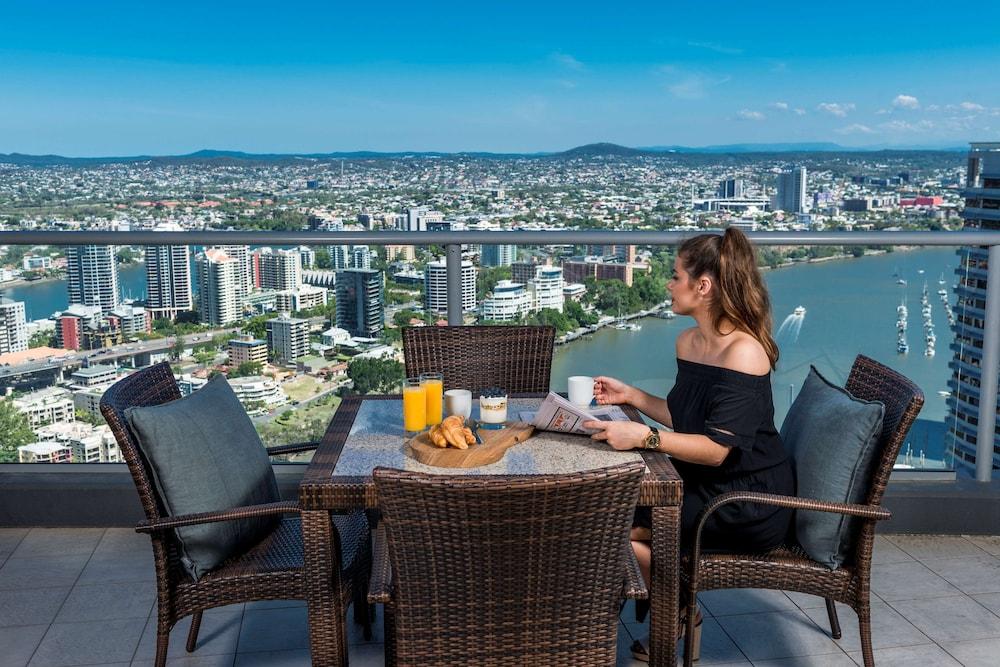 Oaks Brisbane Aurora Suites Exterior foto