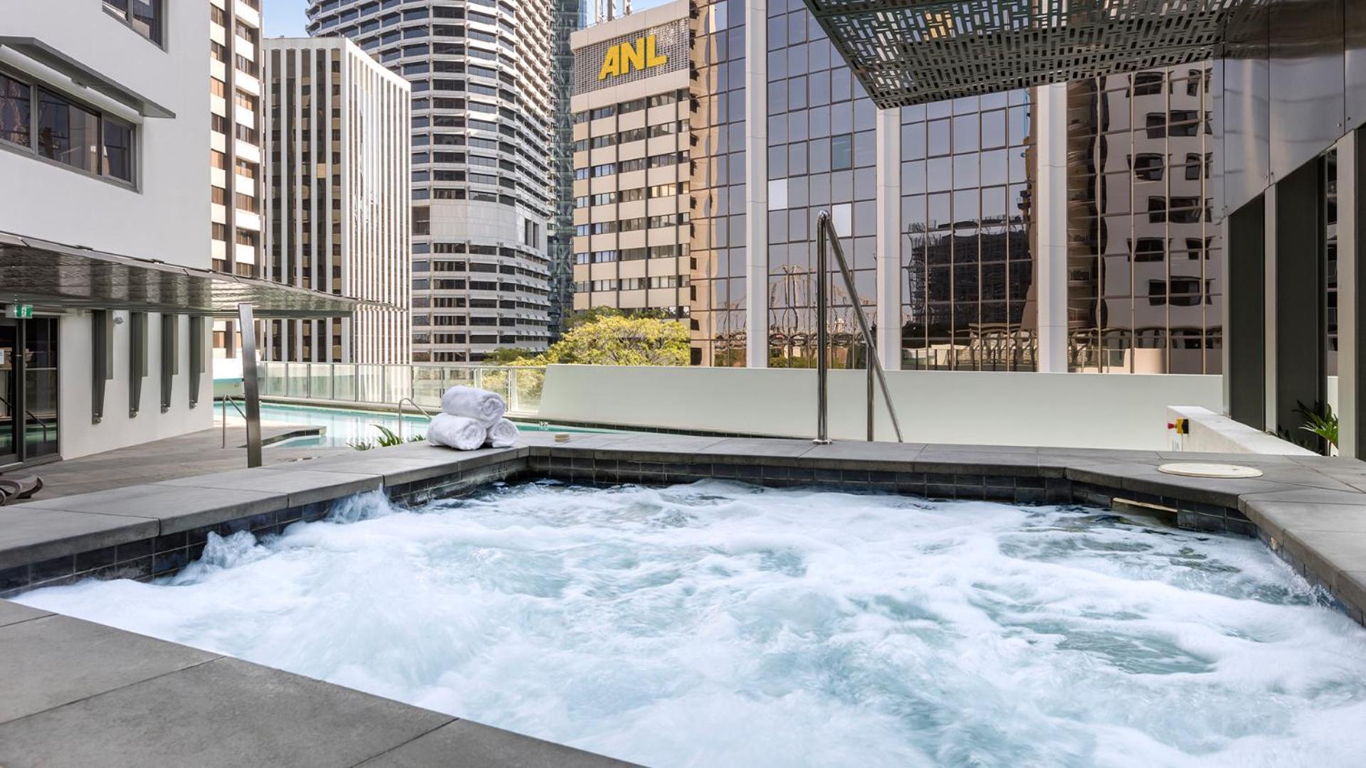 Oaks Brisbane Aurora Suites Exterior foto