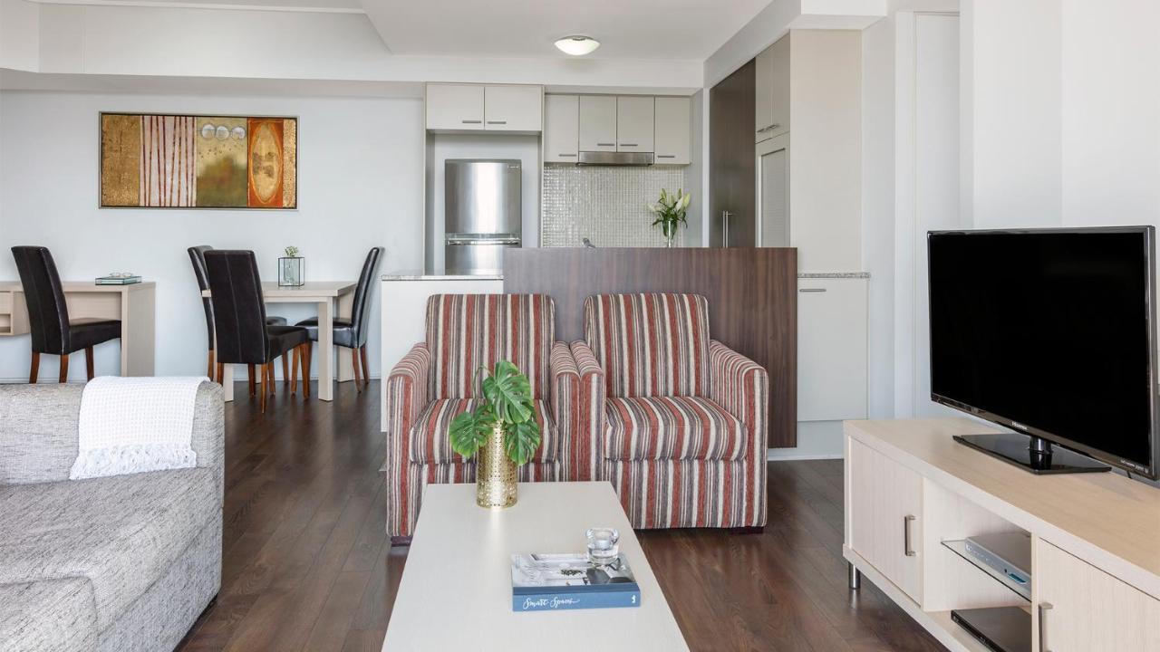 Oaks Brisbane Aurora Suites Exterior foto