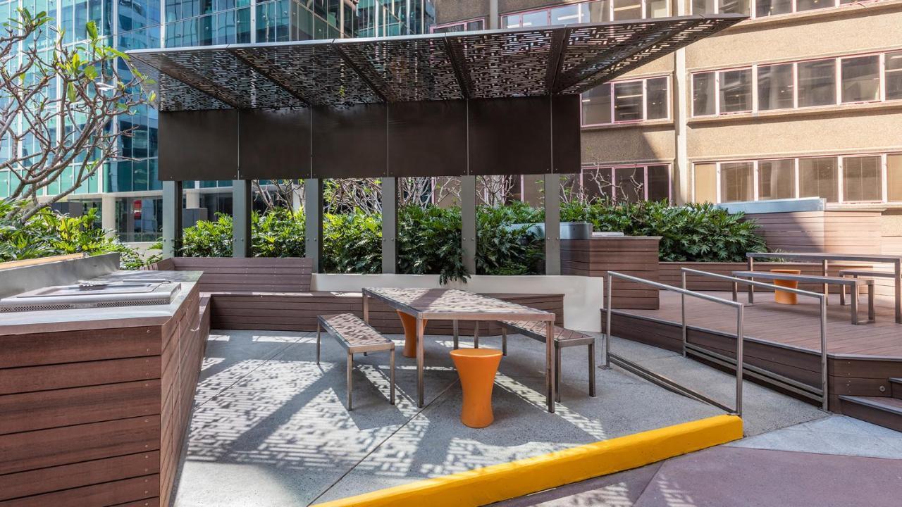 Oaks Brisbane Aurora Suites Exterior foto